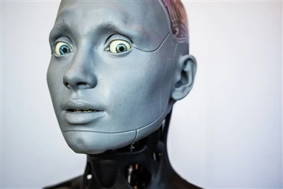 Prva tiskovna konferenca, ki jo vodi robot Povežite se z robotom za dostavo